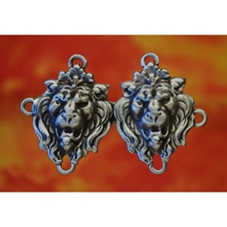 Lion Cloak Clasp Fine Pewter